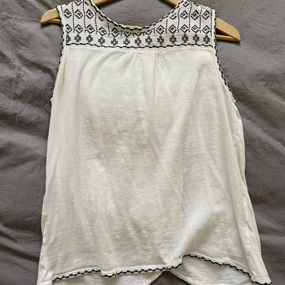 Next Blouse - Picture 3 of 4